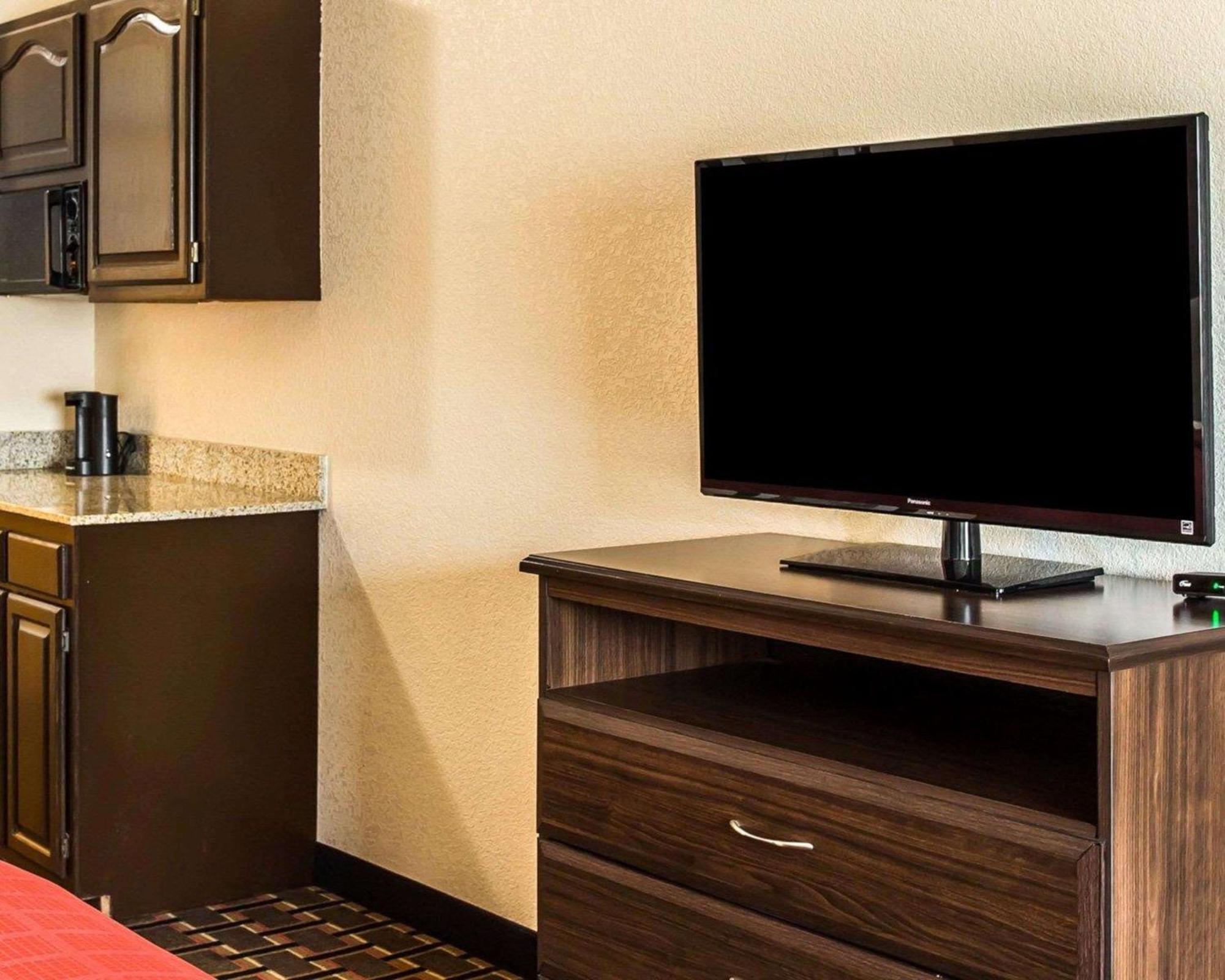 Quality Suites Hickory South Exteriér fotografie