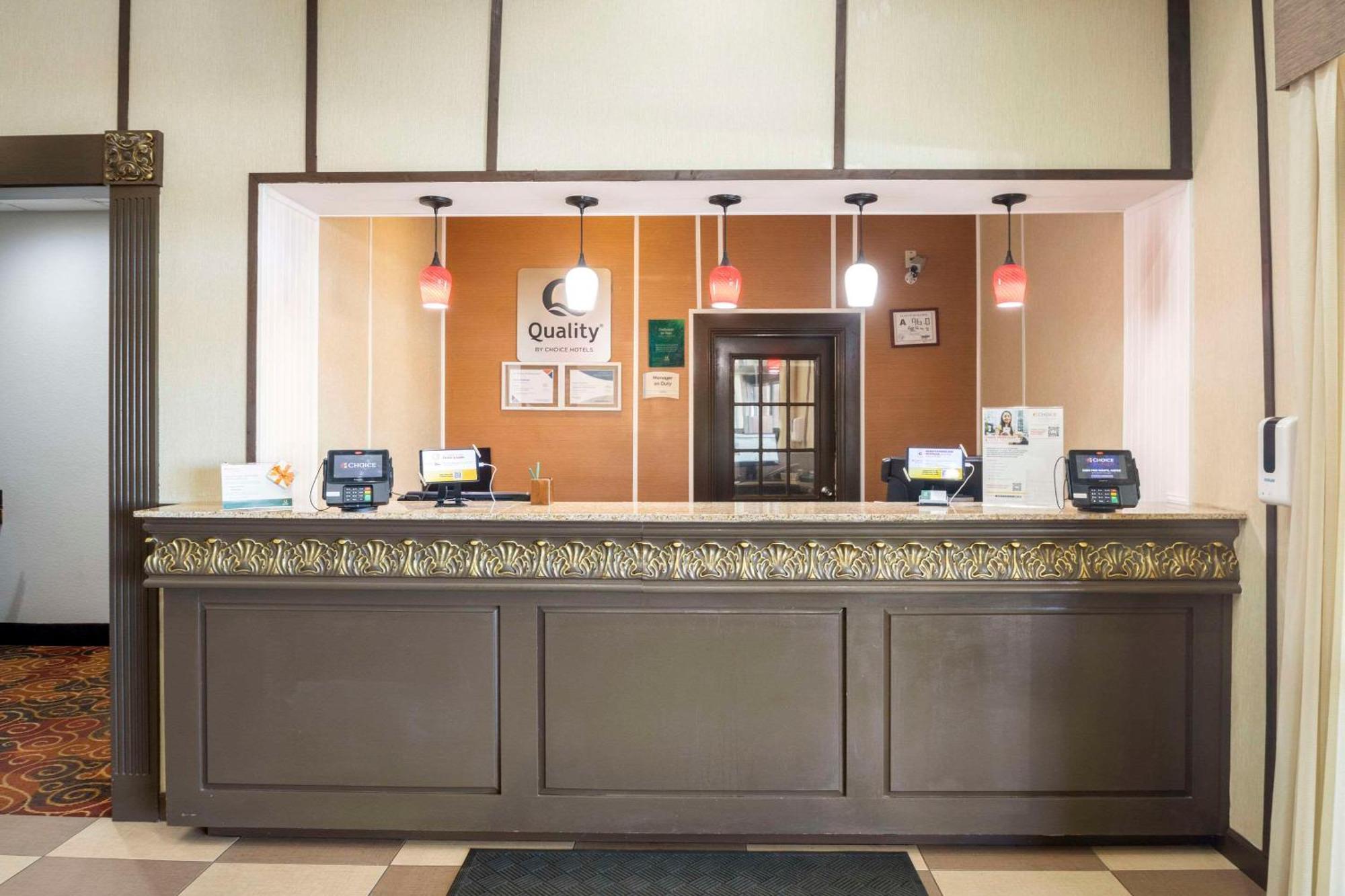 Quality Suites Hickory South Exteriér fotografie